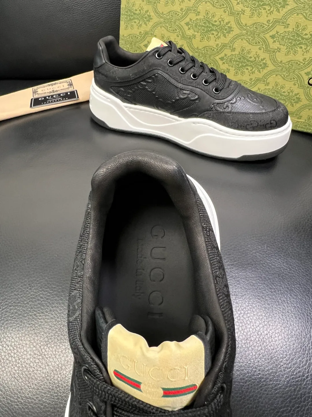 Men's shoes 💰840 Gucci high quality top crafts Gucci counter new original factory configuration, imported cowhide fabric from Italy, imported cowhide lining, breathable and comfortable, sole: original factory special supply original sole super comfortable, original factory and single goods, welcome to compare, code number 38-44 (customized 45 46)